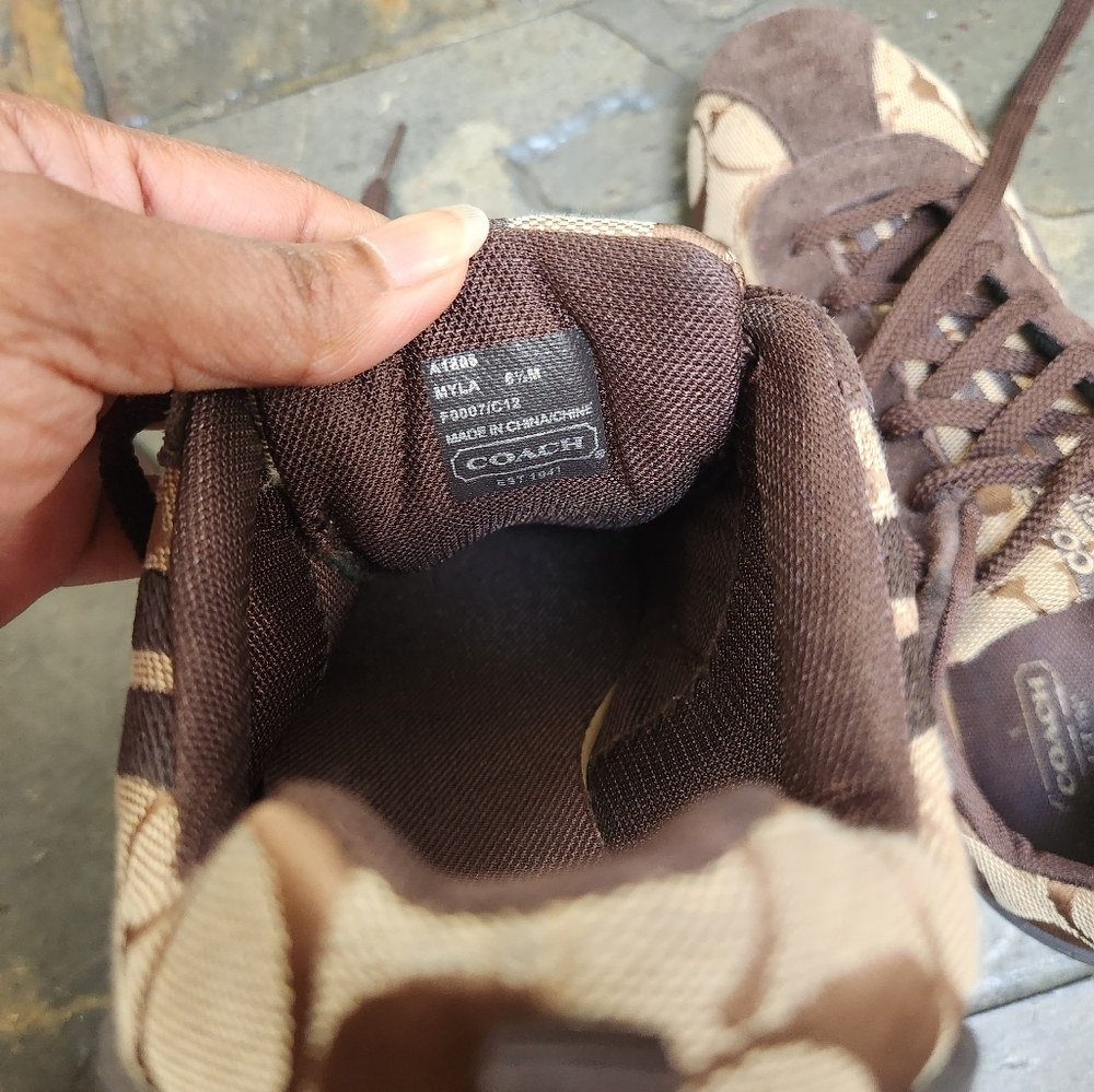 Coach sneakers in Excellent condition, size 6.5 - Picture 11 of 13